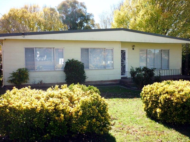 37 Martha St, Blayney, NSW 2799 Property Details