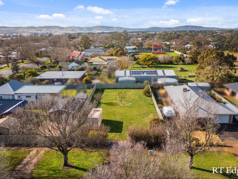 12 Park Street, Lancefield, VIC 3435