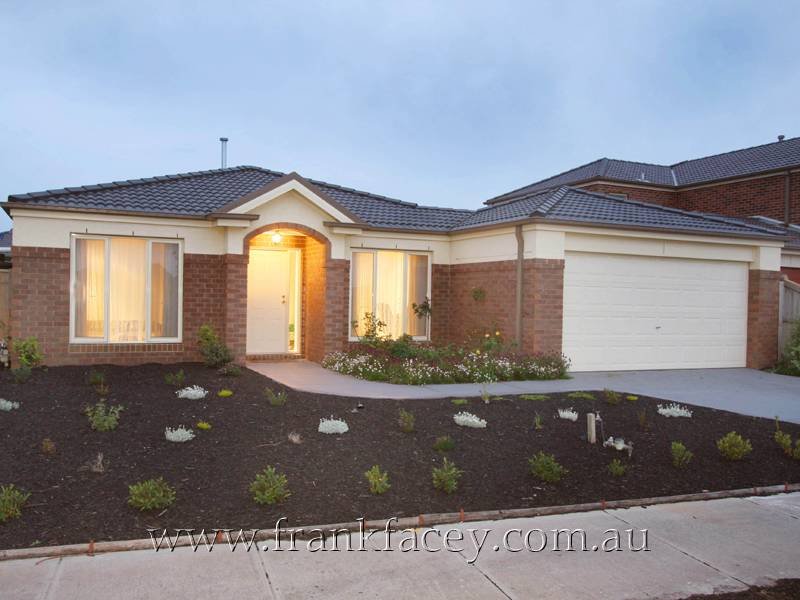 88 Moondarra Drive, Berwick, Vic 3806 Property Details