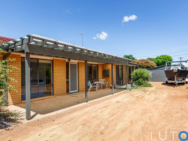 4 Galleghan Circuit, Gowrie, ACT 2904 Property Details
