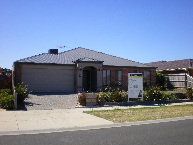 26 Brookland Greens Boulevard, Cranbourne, Vic 3977 Property Details