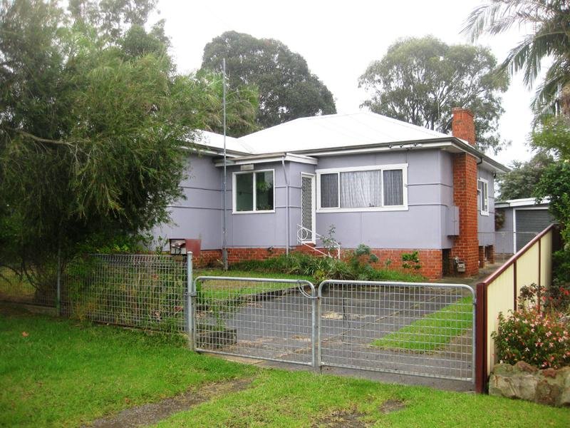 12 Parkes Street, Oak Flats, NSW 2529