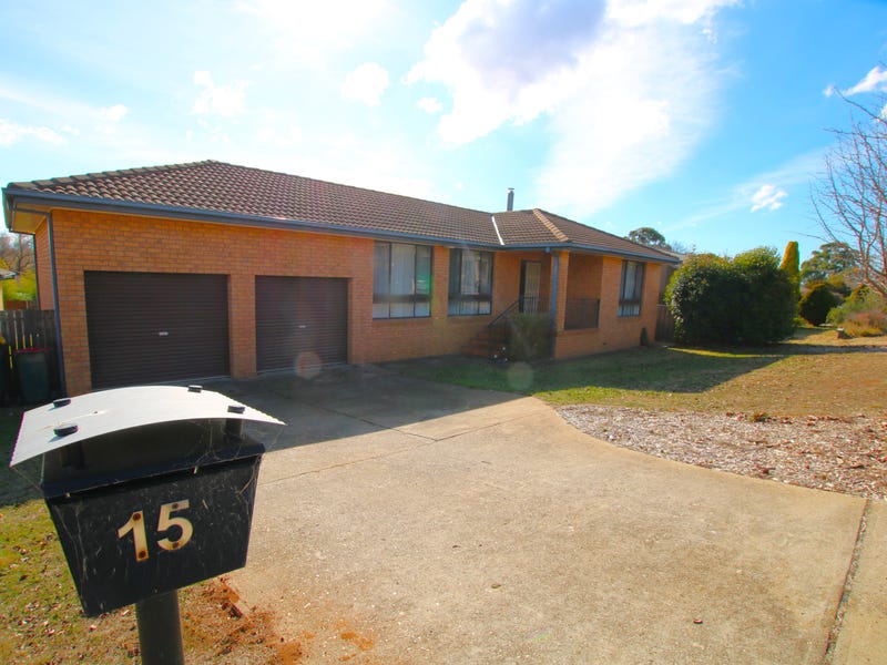 15 Warra Street, Cooma, NSW 2630 House for Sale