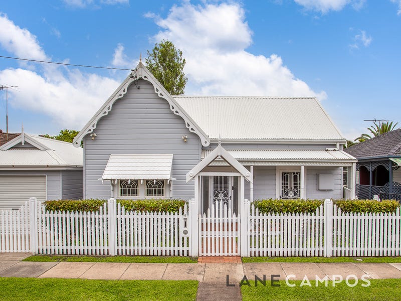 6 Braye Street, Mayfield, NSW 2304