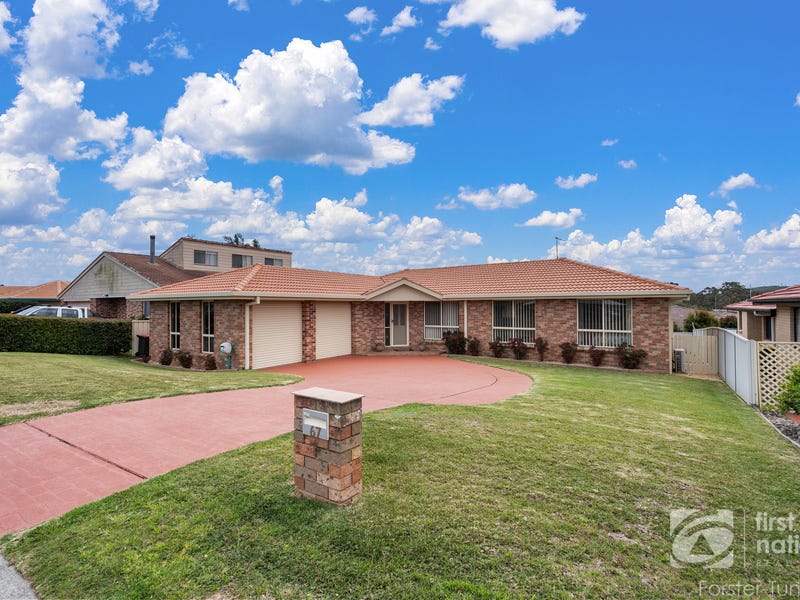 Large Walk In Robe Design 67 Cape Hawke Drive, Forster, NSW 2428 - House for Sale - realestate.com.au