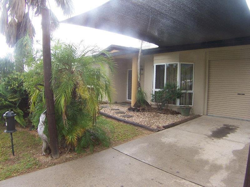 231 Robert Road, Bentley Park, QLD 4869