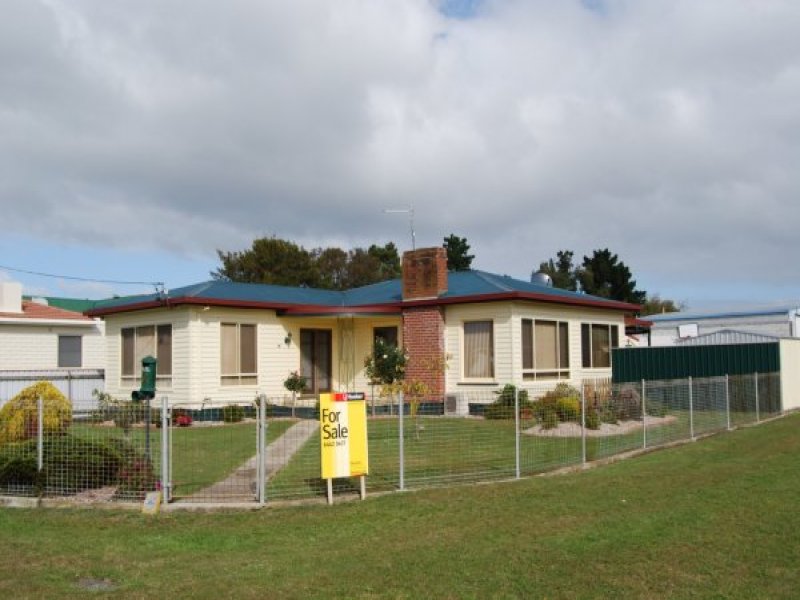 14 Hogg Street, Wynyard, TAS 7325