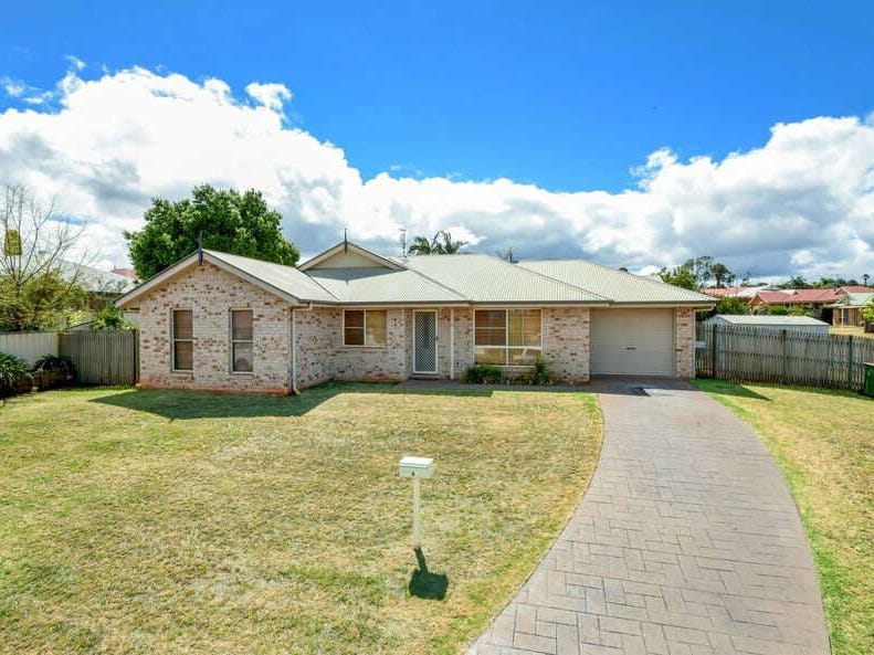 8 Rushlands Street, Glenvale, QLD 4350