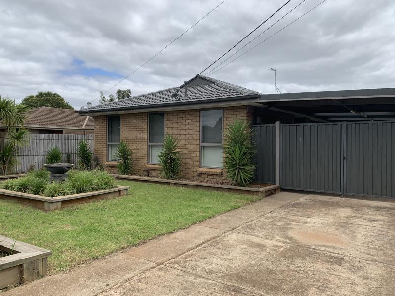 12 Eaton Street, Melton South, VIC 3338