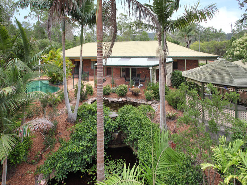 6 Sunset Grove, Samford Valley, QLD 4520