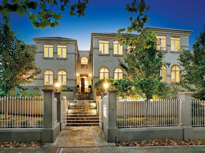 5/4 Shakespeare Grove, Hawthorn, Vic 3122 Property Details