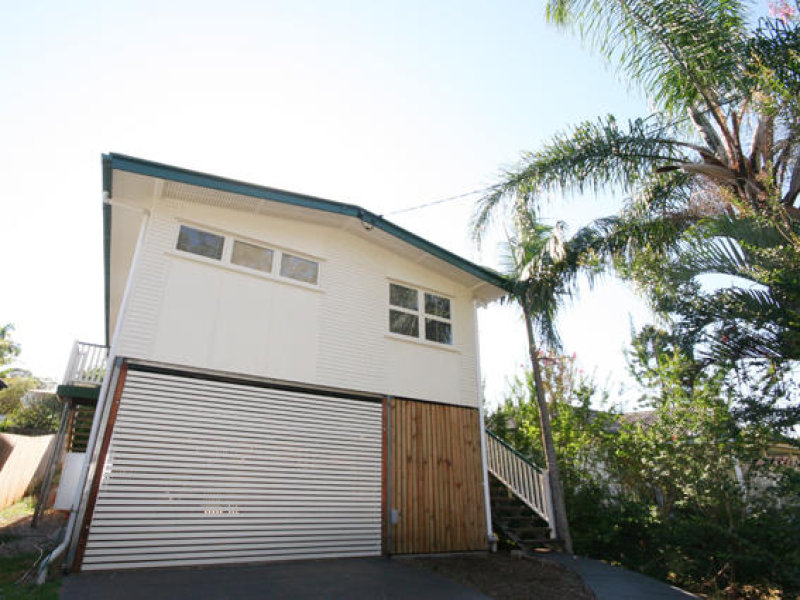 18 Agnew Street, Sandgate, Qld 4017 Property Details