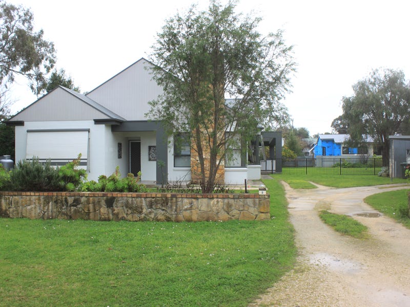 5 Julian Street West, Penola, SA 5277 Property Details