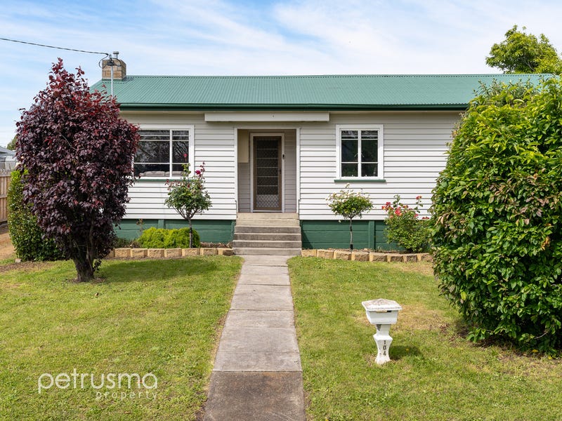 104 Gepp Parade, Derwent Park, TAS 7009