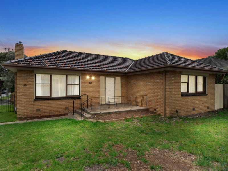 10 Towerhill Road, Frankston, Vic 3199 Property Details