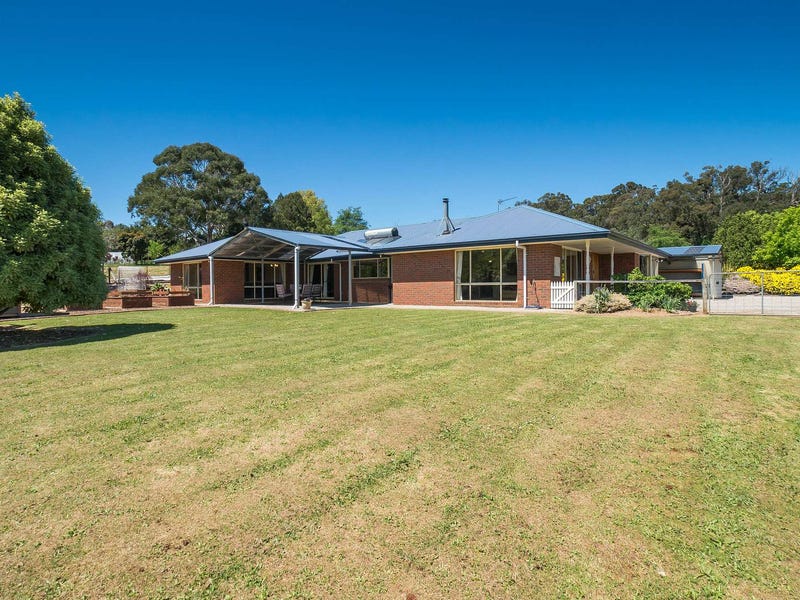 60 Macclesfield Road, Monbulk, Vic 3793 Property Details