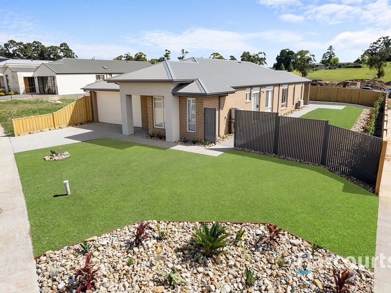 Real Estate & Property for Sale in Drouin, VIC 3818 Pg. 2