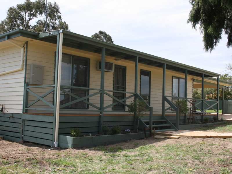Property 106993137, Myrniong, Vic 3341 Property Details