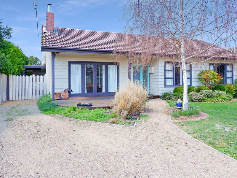 5 Day Street, Bairnsdale, Vic 3875 Property Details