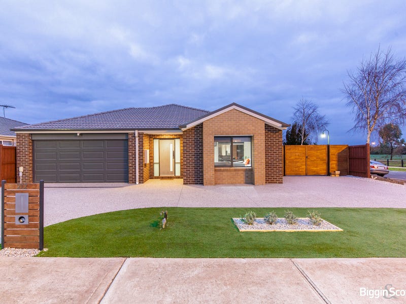 212 Clarkes Road, Brookfield, Vic 3338 Property Details