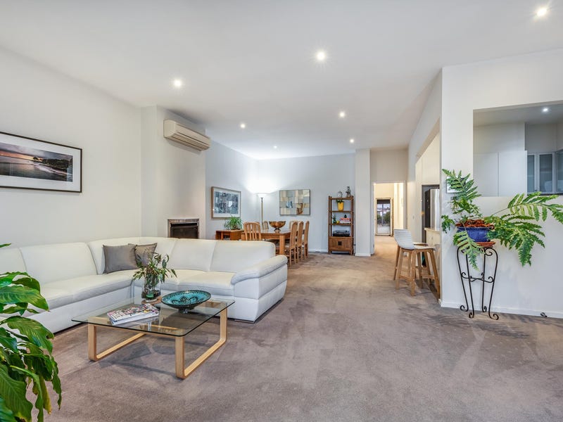 4/4 Mercer Street, Geelong, Vic 3220 Property Details