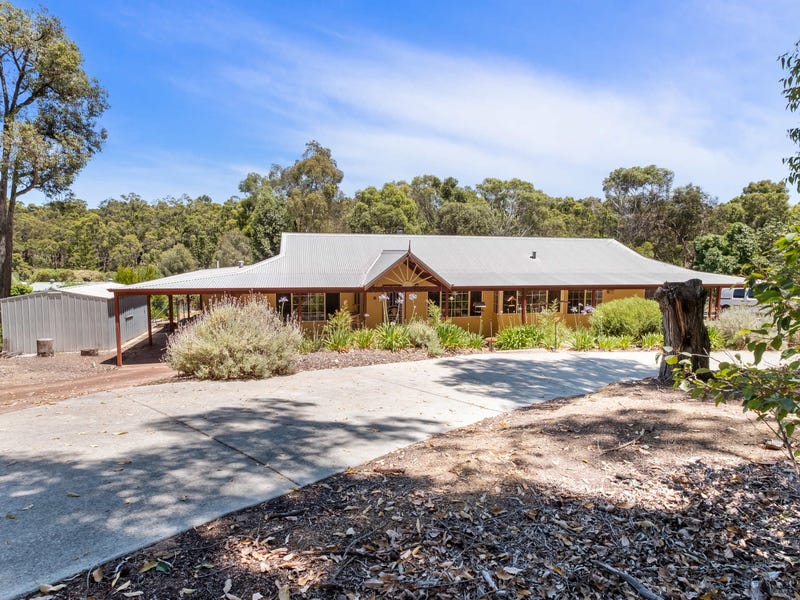 61 Chidlow Street, Mount Helena, WA 6082