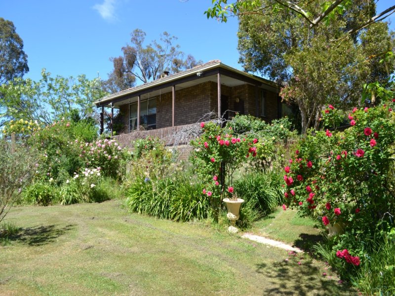 Property 7695147, Broadford, Vic 3658 Property Details