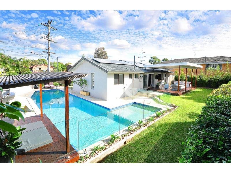 37 Burleigh Street, Burleigh Heads, QLD 4220