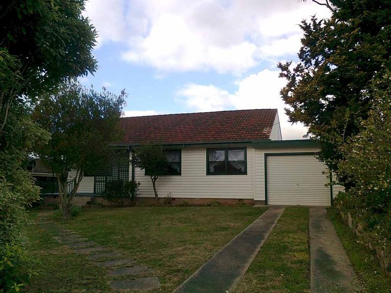 13 Sedgman Avenue, Mittagong, NSW 2575