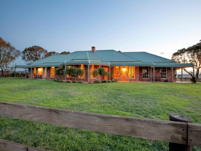 194 Rosemont Road, Goulburn, NSW 2580