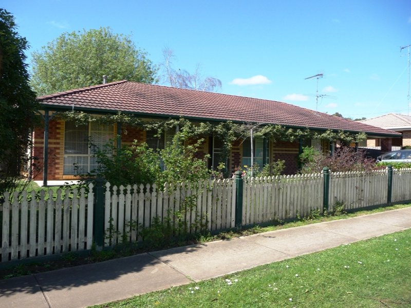 56 Hopetoun Road, Drouin, Vic 3818 Property Details