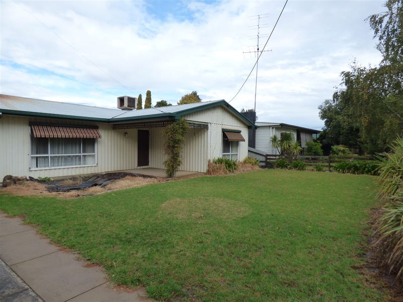 6 Laidlaw Avenue, Edenhope, Vic 3318 Property Details