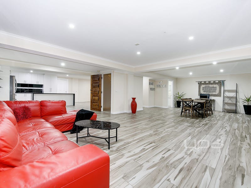 23 Wallace Drive, Greenvale, VIC 3059