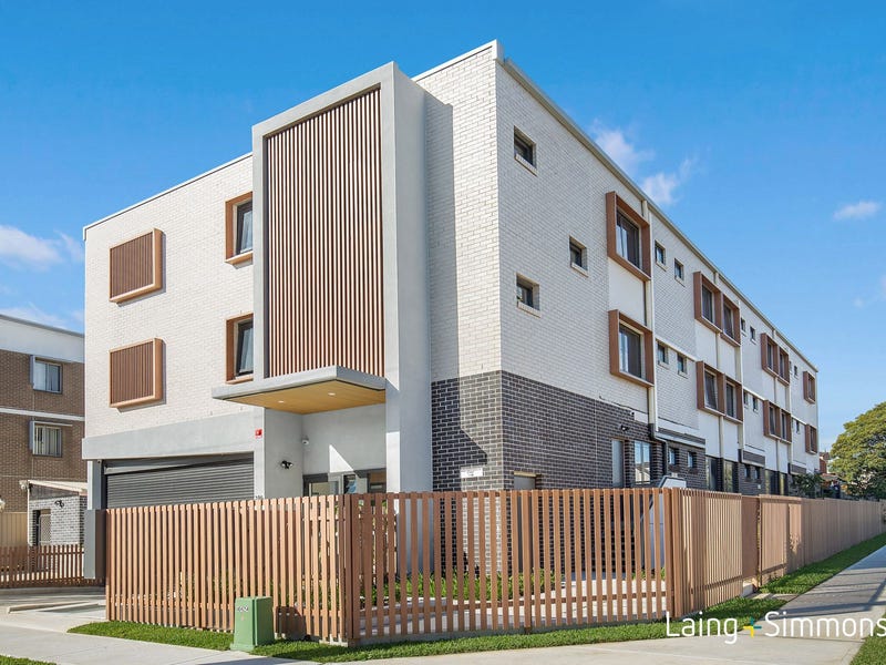 216 William Street, Granville, NSW 2142 Studio for Rent realestate