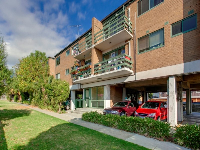 15/44 Potter Street, Dandenong, Vic 3175 Property Details