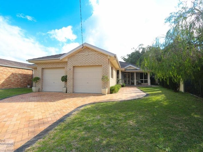 3 Bowral Street, Hawks Nest, NSW 2324