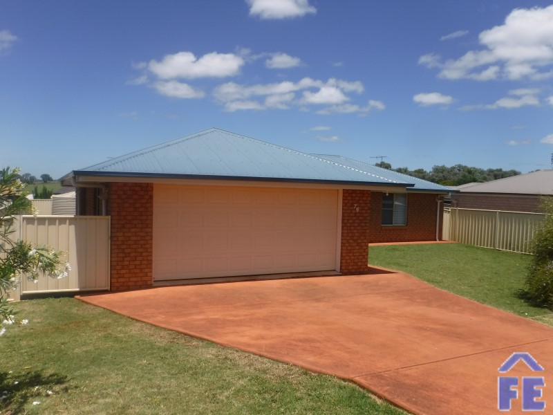76 Windsor Circle, Kingaroy, Qld 4610 House for Rent