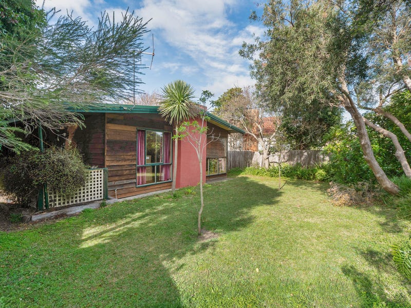 18 Queen Street, Frankston, VIC 3199