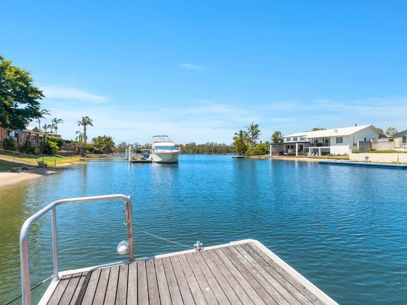 14 Captains Way, Banora Point, NSW 2486 14 Captains Way, Banora Point, NSW 2486