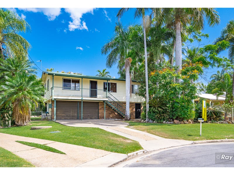 11 Agnew Avenue, Norman Gardens, QLD 4701