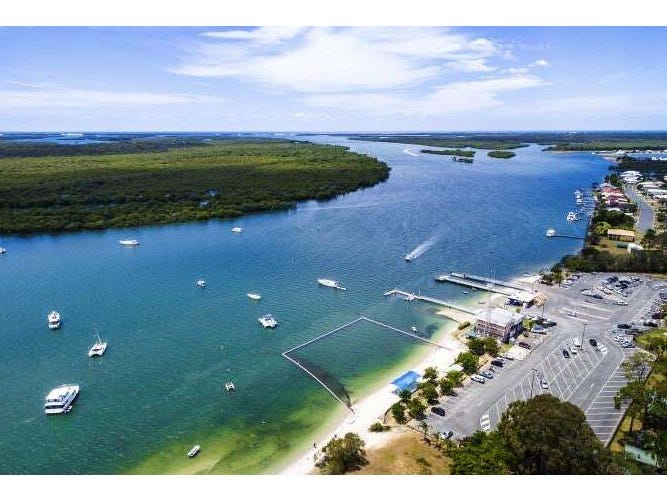 18 Corbould Ct, Jacobs Well, Qld 4208 House for Sale