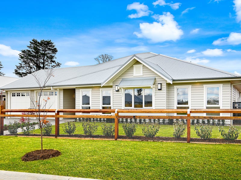 59 Sir James Fairfax Circuit, Bowral, NSW 2576 Property Details