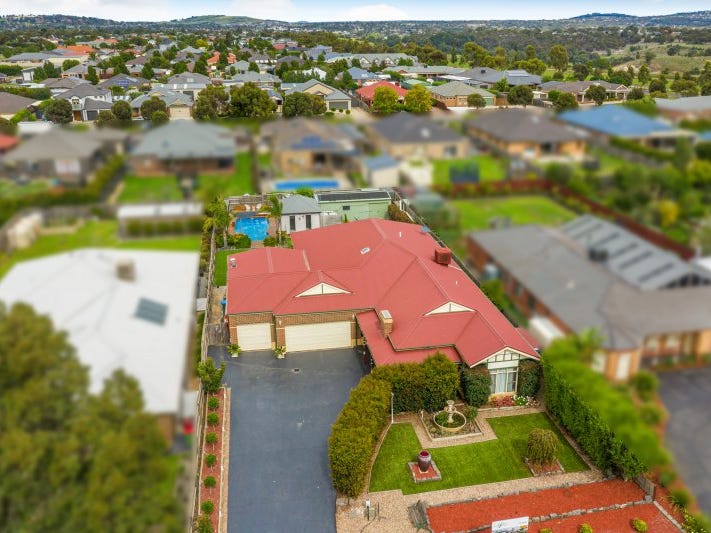 55 Highgrove Drive, Sunbury, Vic 3429 Property Details