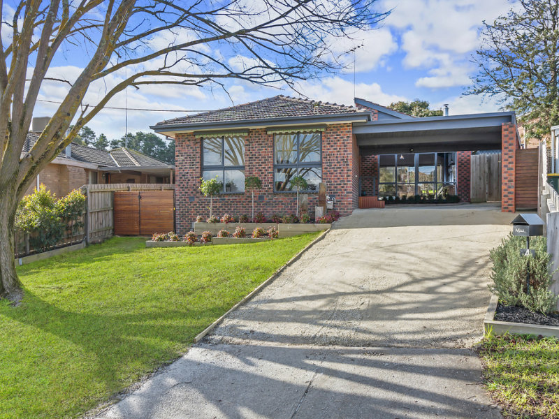 4 Jennifer Court, Whittlesea, Vic 3757 Property Details