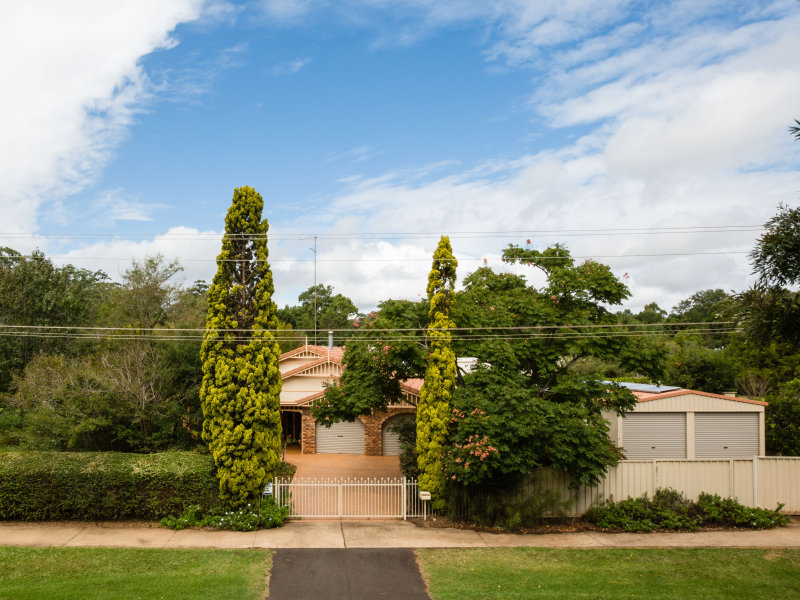 35 Highfields Rd, Highfields, Qld 4352 - Property Details