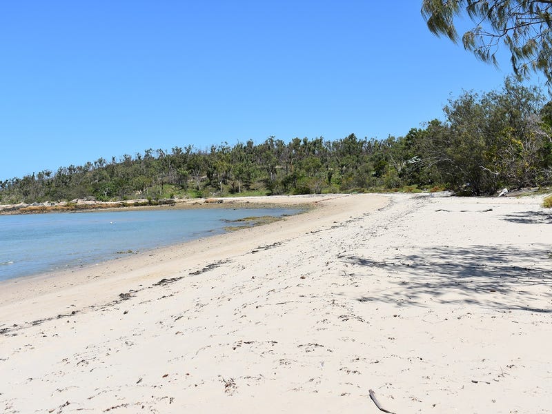 30 Gloucester Avenue, Hideaway Bay, QLD 4800