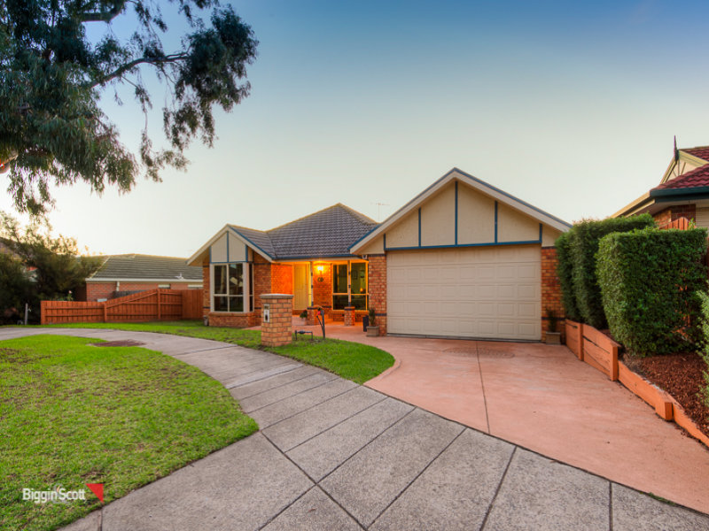 6 Henry Lawson Drive, Lynbrook, VIC 3975