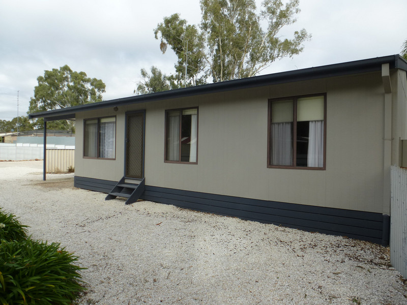1 & 2/6 Charles Street, Clare, SA 5453 Property Details