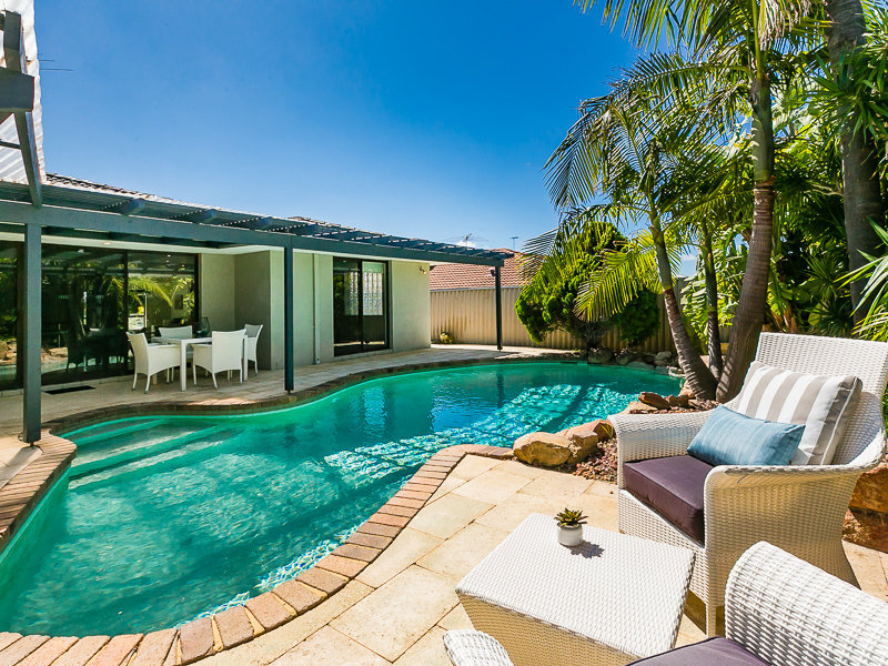 90 Seacrest Drive, Sorrento, WA 6020