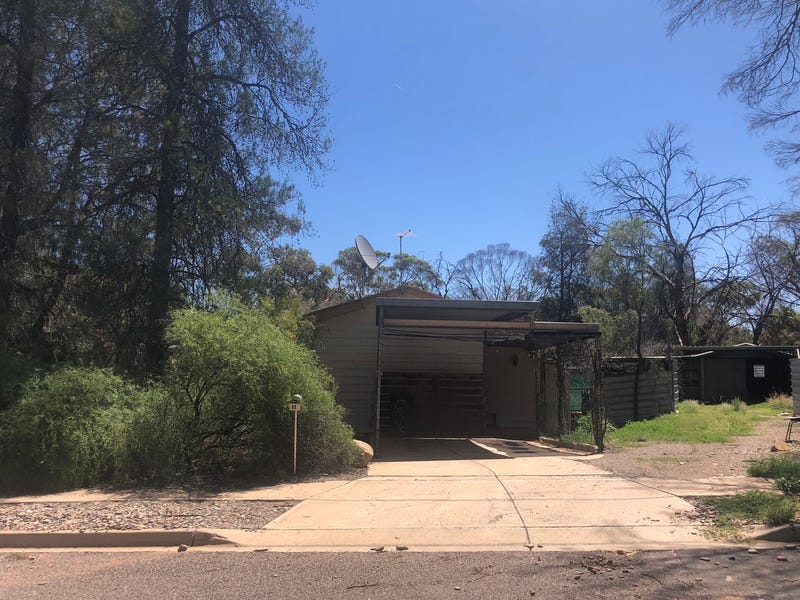 11 Belah Street, Leigh Creek, SA 5731